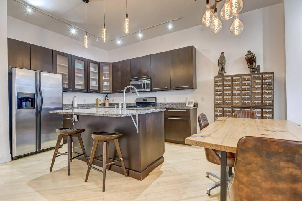 Lovely 2-Bedroom Unit In Springfield Exterior photo